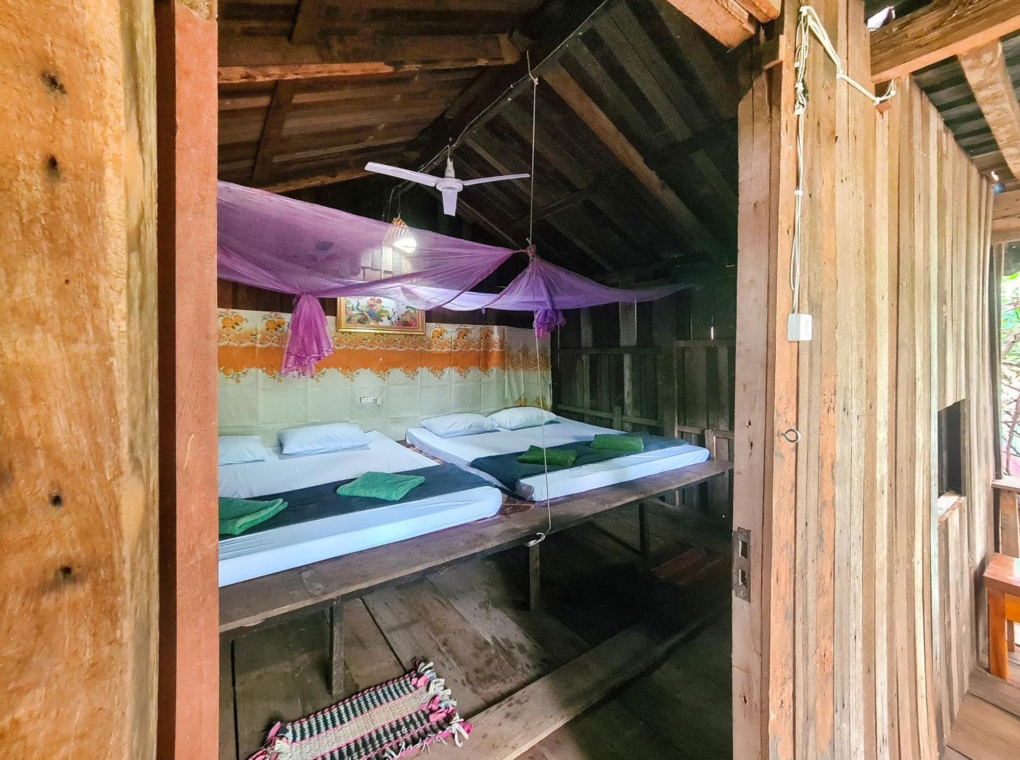 Ratanakiri Homestay & Jungle Trek Banlung Eksteriør billede