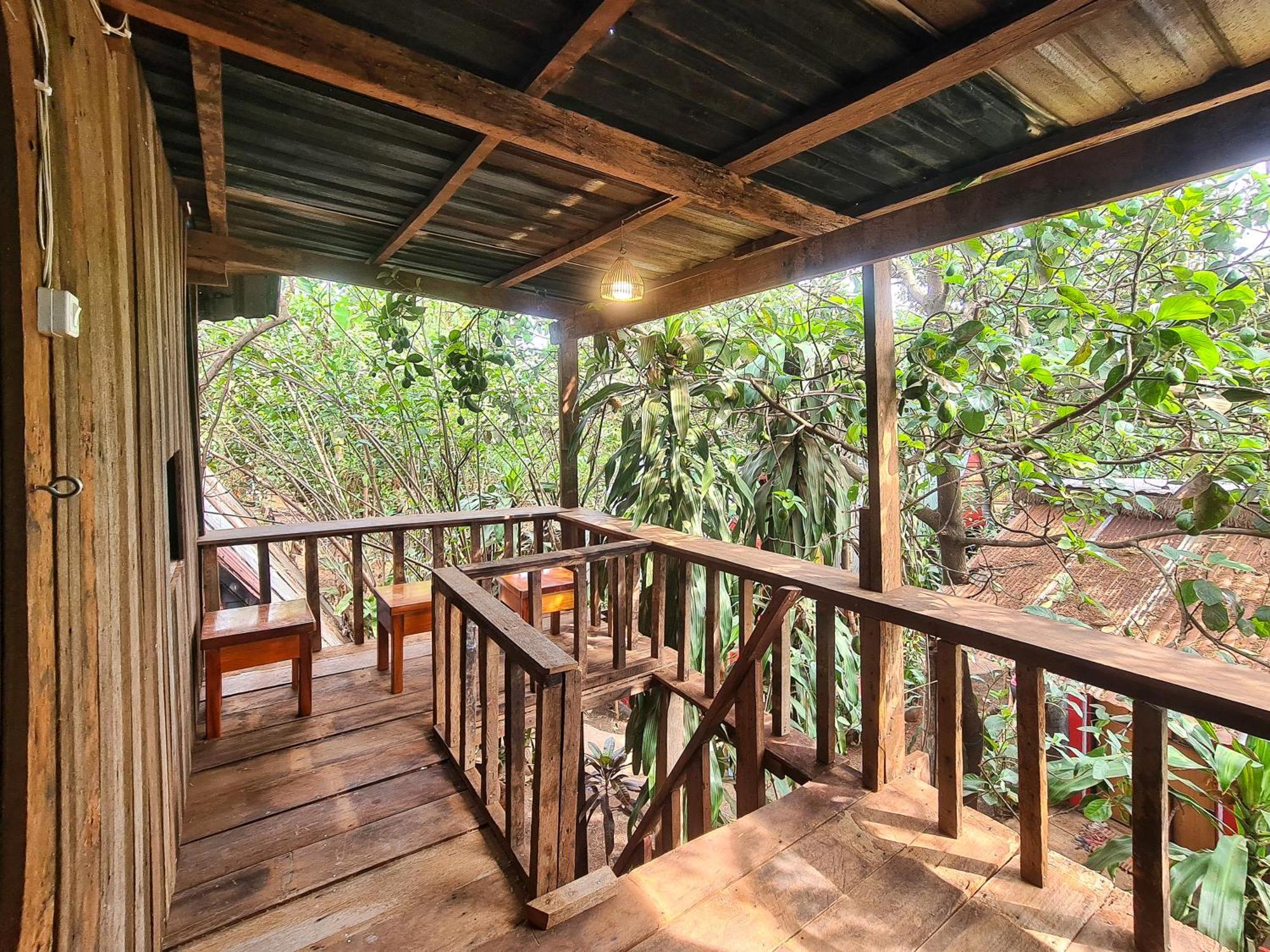 Ratanakiri Homestay & Jungle Trek Banlung Eksteriør billede